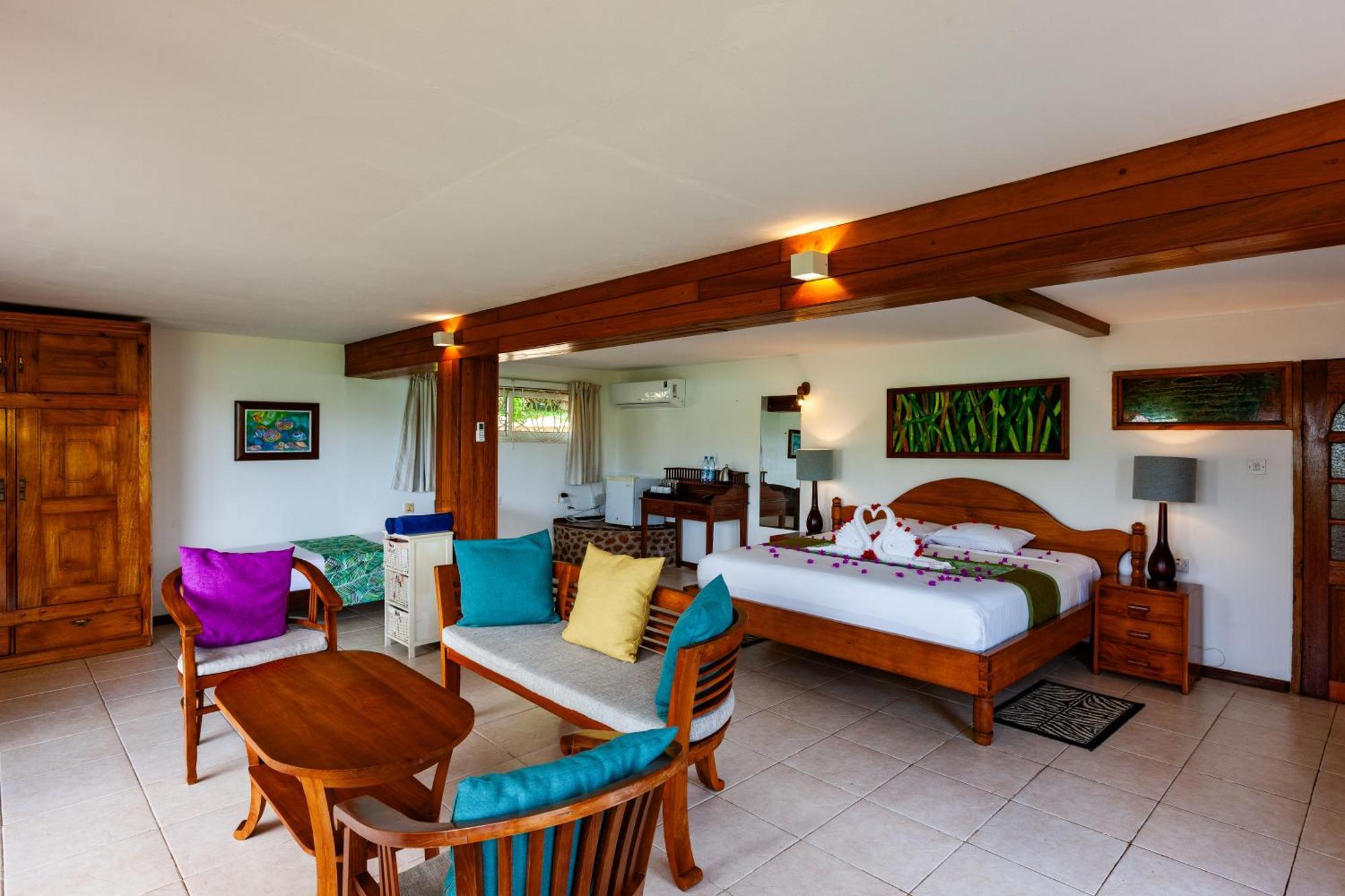 Chalets Cote Mer Baie Sainte Anne Exterior photo